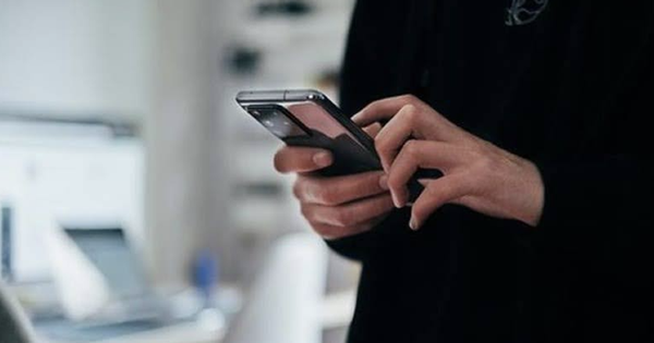 Không cuộc gọi, không thao tác, vẫn bị “bay” hơn 38 triệu vì điện thoại “đơ”: Cảnh báo chiêu lừa mới cực tinh vi mà nhiều người Việt hay chủ quan