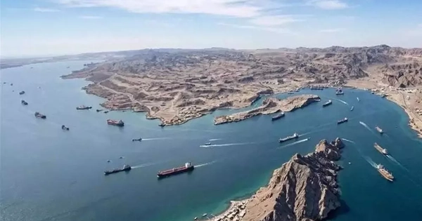 Iran có thể “khóa chặt” eo biển Hormuz trong thời gian dài