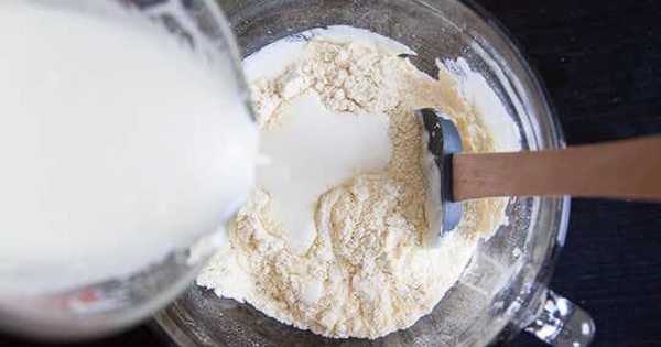 4 thực phẩm màu trắng là 