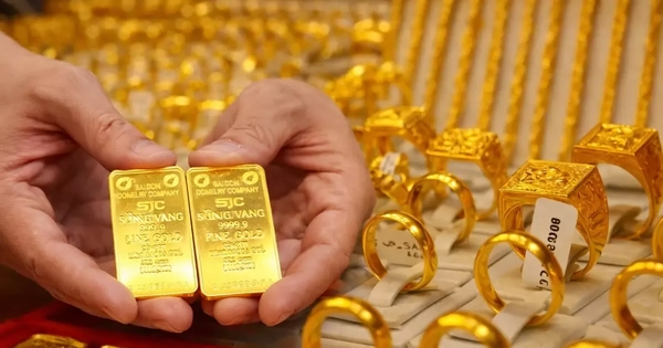Giá vàng tăng hơn 3 triệu đồng/lượng trong 1 tuần