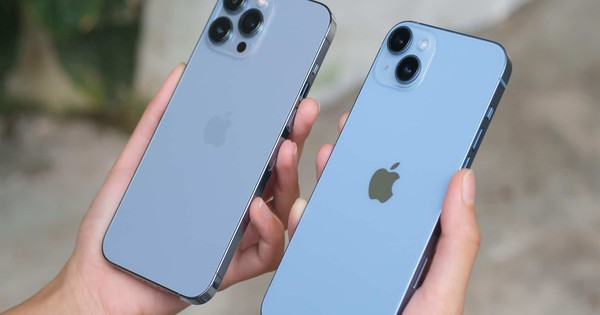 Hai mẫu iPhone giảm giá hơn 50%, rẻ chưa từng có