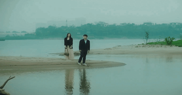 Nhan sắc mỹ nhân Việt này lạ lắm: Ngoài đời được khen đẹp như Phạm Băng Băng, lên phim bị chê nhìn như ma nữ