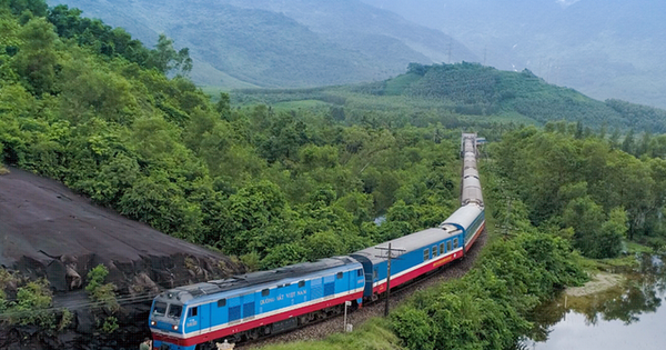Chính thức: Giá vé tàu đường sắt Việt Nam thay đổi từ hôm nay, người mua vé cần chú ý