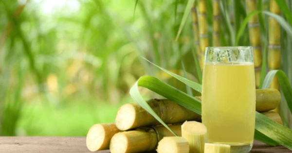 4 nhóm người nên hạn chế uống nước mía mùa hè