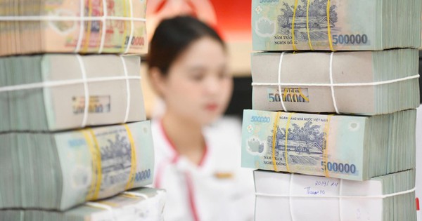 Lãi suất liên ngân hàng lại tăng mạnh