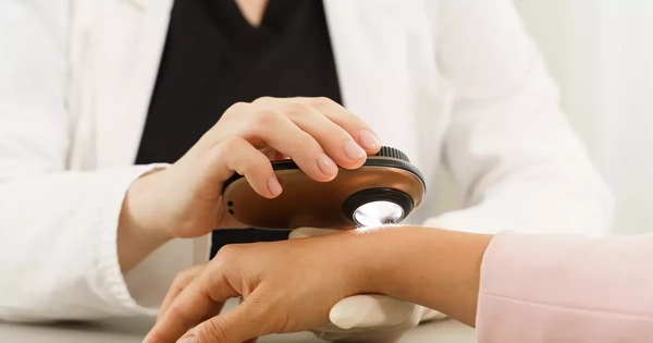 Ngứa dai dẳng, mất ngủ kéo dài có thể là dấu hiệu suy thận nặng