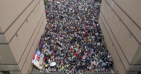 Thực tế khốc liệt tại Trung Quốc: 110.000 hồ sơ tranh nhau 1.000 vị trí, cử nhân đại học gửi 200 CV vẫn thất nghiệp