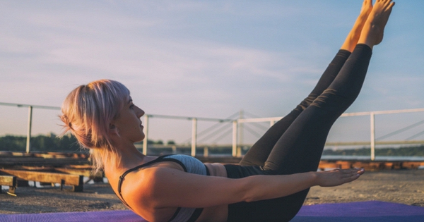 Tập bụng mãi không lên múi? Có thể bạn đã bỏ qua bài tập Pilates siết cơ bụng số 11 này