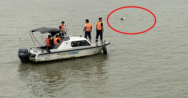 Hà Nội: Phát hiện thi thể nam giới khoảng 30 tuổi trên sông Hồng đoạn gần cầu Vĩnh Tuy
