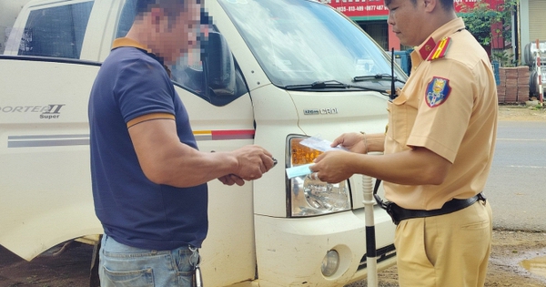 Quy định lớn liên quan đến tất cả ô tô trên cả nước sẽ bị bãi bỏ từ năm sau: CSGT sẽ kiểm soát thế nào?