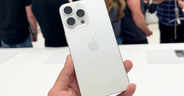 Chiếc iPhone cũ đáng mua nhất năm 2026