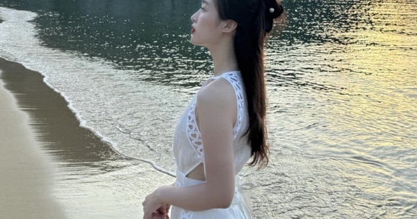 Hoa hậu Việt Nam làm một việc giữa tin đồn đã sinh con thứ 2 cho chồng Chủ tịch
