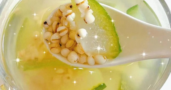 Đừng chỉ biết uống nước lọc vào mùa hè! Đây là 3 loại nước 