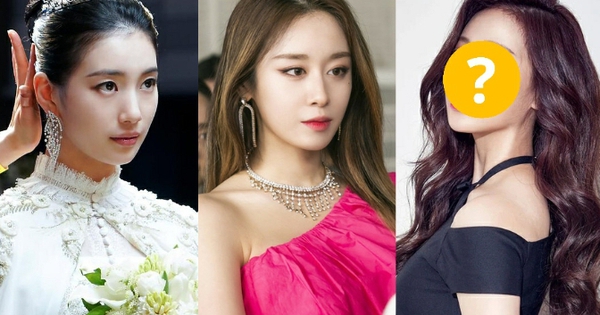 Thấy Suzy - Jiyeon (T-ara) ở cùng 1 chỗ, “thánh body” showbiz vội lao vào buồng kín khóc tu tu 1 mình