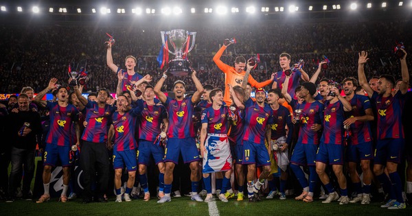 Barcelona đánh bại Real Madrid lên ngôi vô địch La Liga kiếm được bao nhiêu tiền?