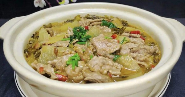 Thử ngay, món này ngon tuyệt khi ăn kèm với cơm, đến mức sẽ không còn một giọt nước dùng nào sót lại