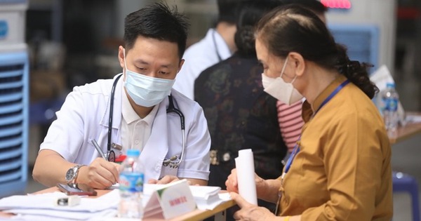 Miễn phí khám sức khỏe định kỳ với người thuộc những nhóm sau, người dân cần biết rõ để tránh mất quyền lợi