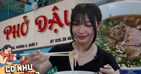 Kiểm chứng quán phở 110.000 đồng giữa Sài Gòn, cấm khách ăn rau giá vẫn nườm nượp khách 60 năm qua