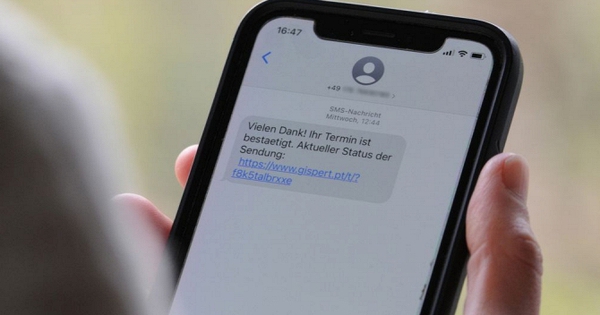 Người phụ nữ nhận được email kỳ lạ lúc 1 giờ 37 sáng với nội dung khiến cô ngay lập tức hoảng loạn