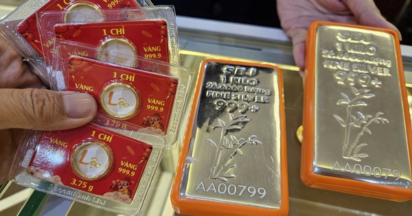 Giá bạc hôm nay 12-5: Tăng rất mạnh, cao nhất 2 tháng