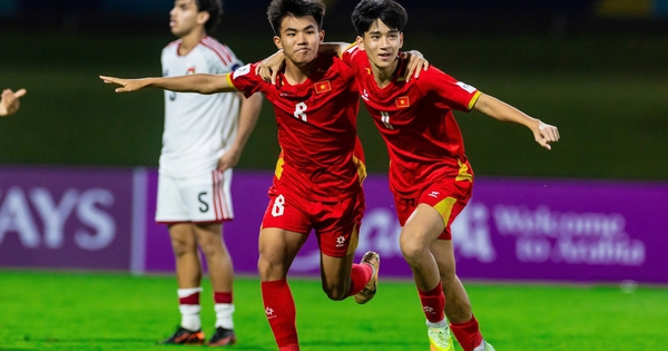 Trọn vẹn khoảnh khắc U17 Việt Nam ăn mừng chiến thắng ngày giành vé đi World Cup