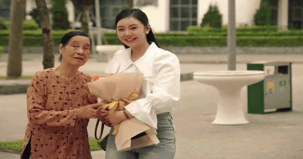 Bước Chân Vào Đời càng về cuối càng nhanh như cưới chạy bầu