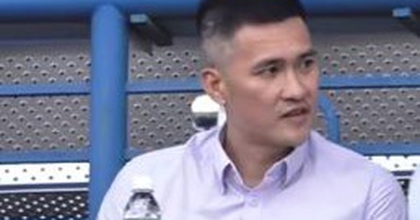 Công Vinh có động thái gây chú ý