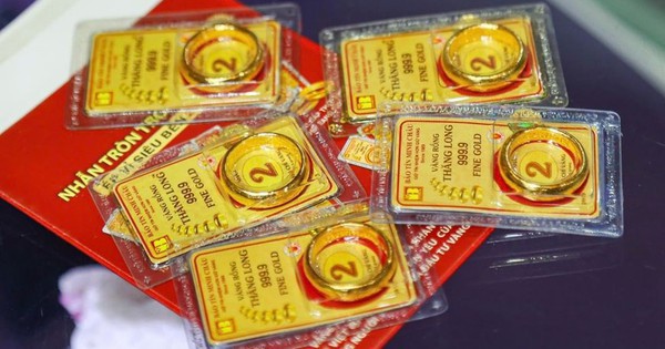 Mệt mỏi khi mua vàng