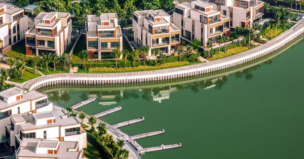 Cận cảnh những khu biệt thự chỉ dành cho giới nhà giàu tại TPHCM, có dự án giá lên đến vài trăm tỷ mỗi căn