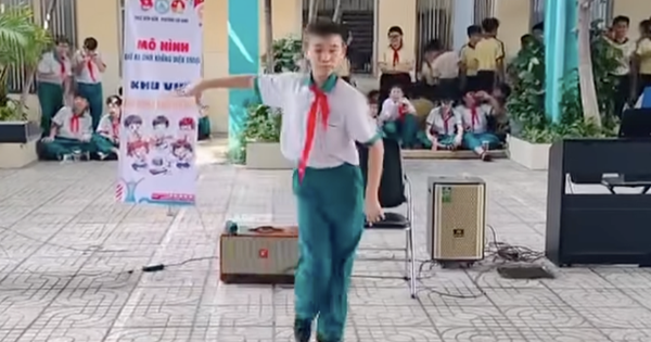 1 trường học ở TP.HCM gây 