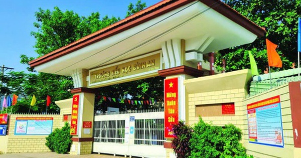 Học sinh lớp 1 nghi bị bạo lực học đường, nhà trường chuyển lớp gây tranh cãi