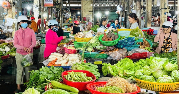 Lưu ý khi mua rau nấu ăn trong mùa hè: 6 loại rau này nên mua và ăn một cách tiết chế