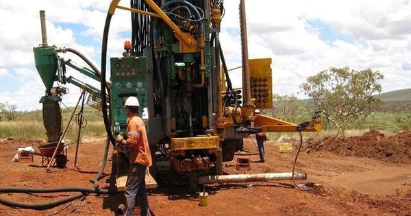 Khoan 498 lỗ sâu tổng 46.000m, phát hiện 40 mỏ vàng và 70 loại kho báu mới, công nghệ thăm dò đằng sau có gì?