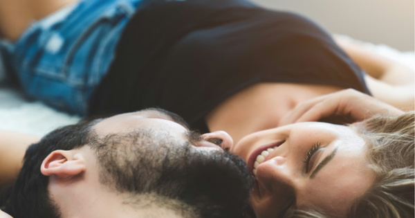 5 lý do bạn nên làm “chuyện ấy” vào buổi sáng