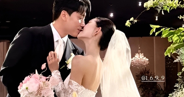 Drama sốc trong đám cưới sao nữ nổi tiếng và chồng phông bạt: Khách mời không thèm gửi tiền mừng còn ăn uống, làm loạn khán phòng