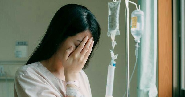 Nữ giáo viên đột ngột phát hiện mắc HIV, bác sĩ vạch trần 7 quan niệm sai lầm về HIV rất nhiều người mắc phải
