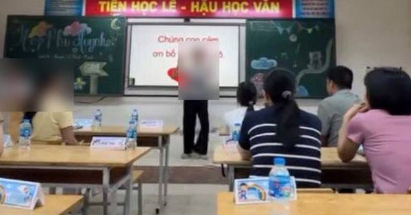 Đoạn clip trong 1 buổi họp phụ huynh gây 