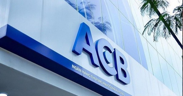 ACB điều chỉnh một loại phí quan trọng đối với người dùng thẻ tín dụng