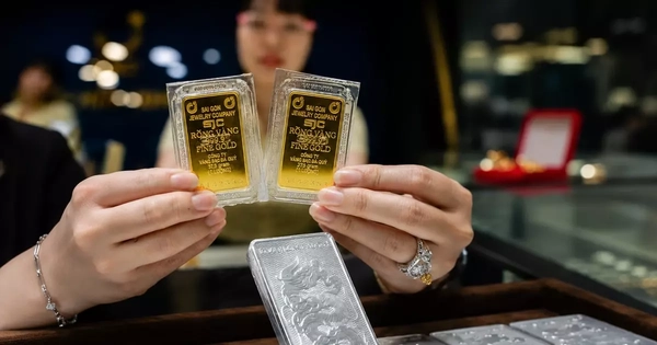 Giá vàng hôm nay (26/5): Giảm cả 2 chiều
