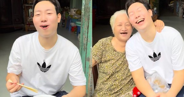 Khách Hàn đứng hình với món bánh “không mặc áo”, nếm xong liền phong là 