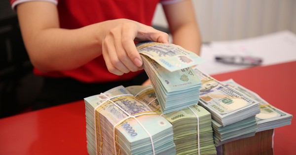 Lãi suất tiết kiệm ngày 28/5: Lãi suất Agribank, Vietcombank, BIDV, Sacombank, HDBank... cao nhất là bao nhiêu?