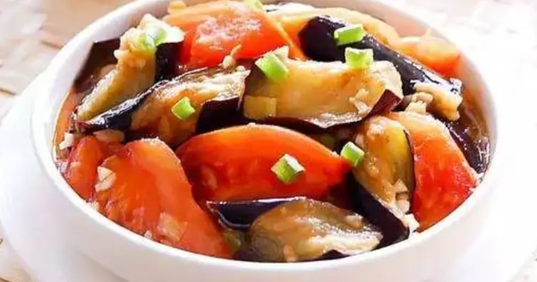 Loại rau này đang vào mùa, nấu được nhiều món ngon, ăn thường xuyên giúp chống oxy hoá, đẹp da, chống nắng mùa hè