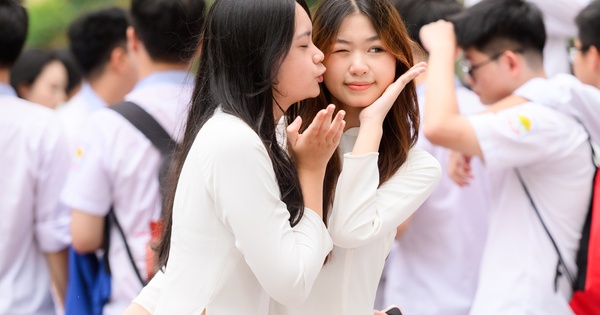 Chưa đầy 36 tiếng nữa sẽ diễn ra kỳ thi vào lớp 10 tại Hà Nội năm 2026