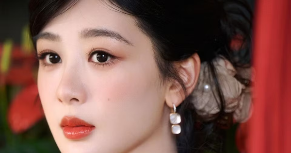 3 ngôi sao trở thành trò cười vì giải Bạch Ngọc Lan