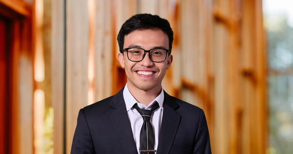 Chàng trai Việt vừa lọt danh sách Forbes Under 30 Asia 2026: Sinh năm 2000, là học giả trường Y Stanford