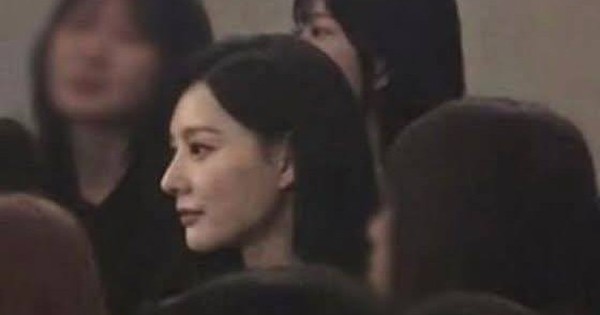Bức hình chất lượng thấp hé lộ tình trạng của Kim Ji Won