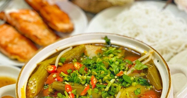Cuối tuần nắng nóng làm ngay bát canh chua hải sản kiểu này: Nước ngọt thanh mát ruột, đánh tan mệt mỏi oi bức