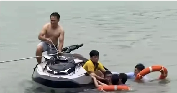Ninh Bình tạm dừng flyboard sau sự cố hai người chìm sâu dưới hồ