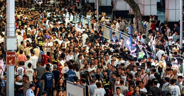 Cảnh tượng trên đường phố Trung Quốc khiến nhiều người bất ngờ, nhận xét: Không tin vào mắt mình