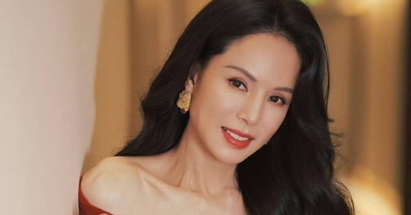 Ngỡ ngàng với động lực giữ dáng suốt 20 năm của 